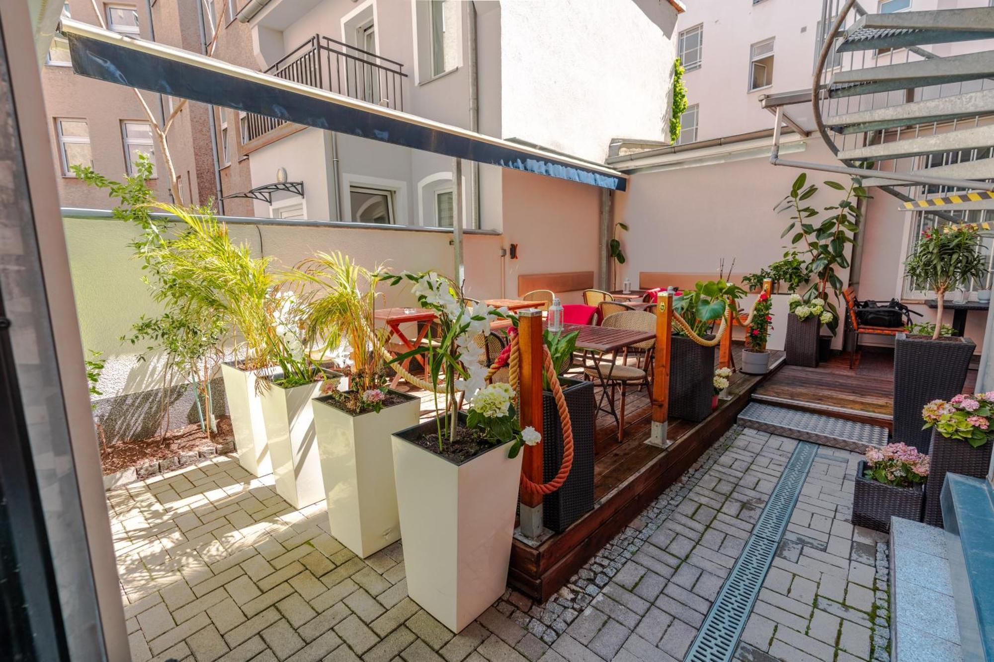 Hotel Prens Berlin Exterior photo