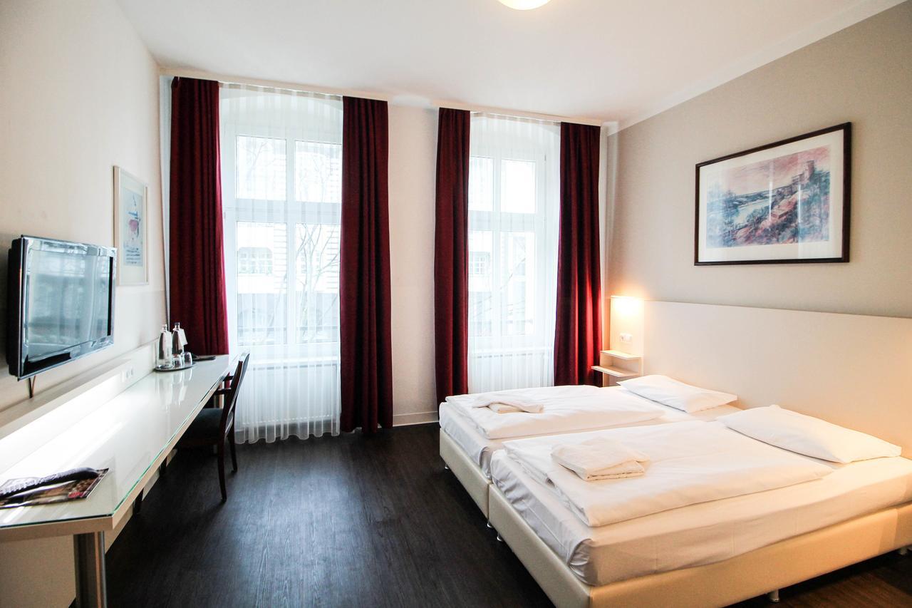 Hotel Prens Berlin Exterior photo